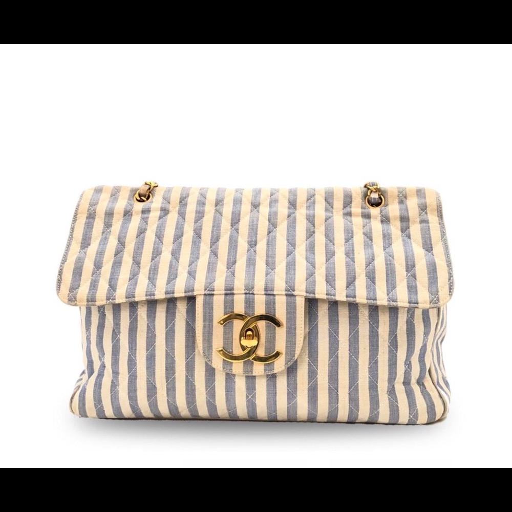 Rare Chanel single flap xxl Jumbo handbag